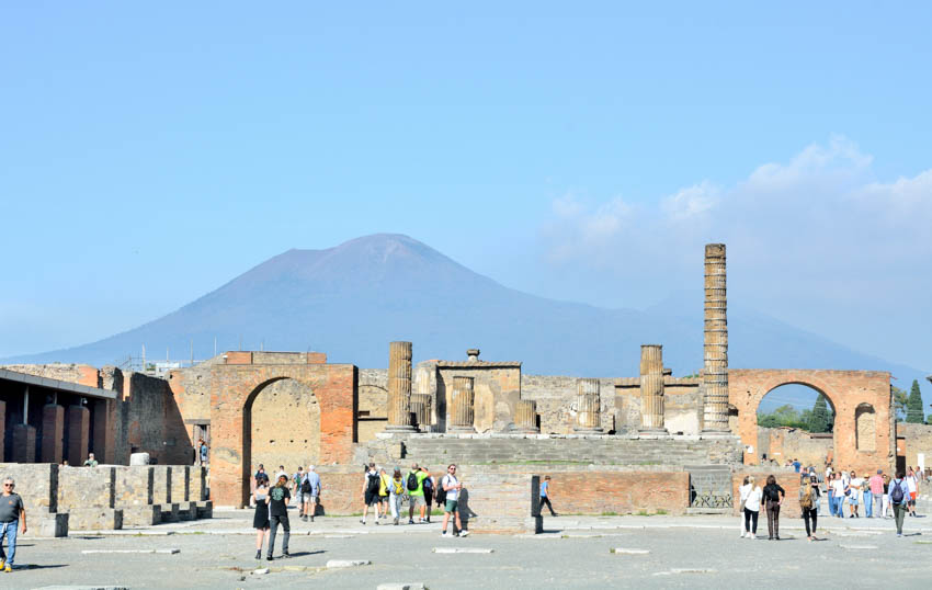 Visiter Naples