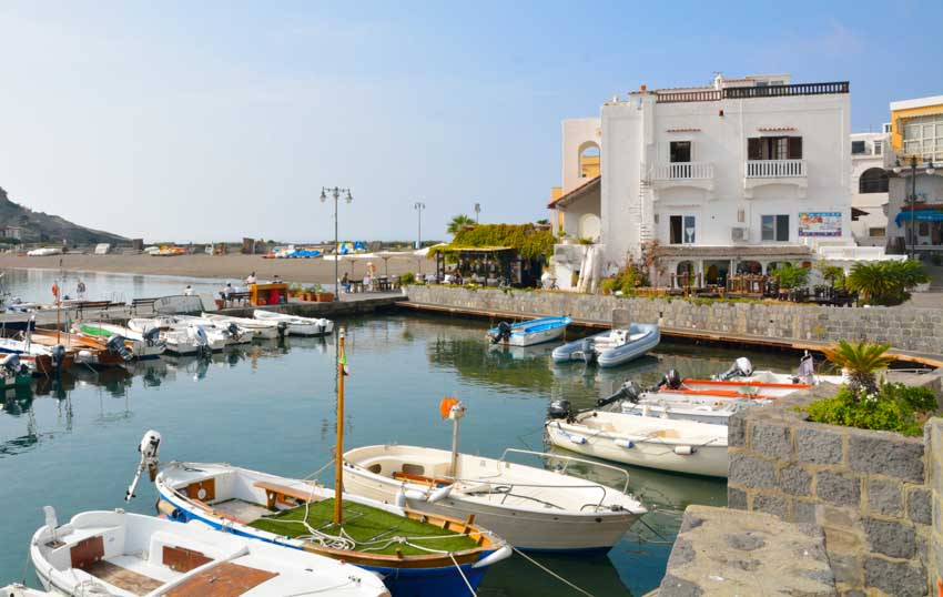 Visiter Naples