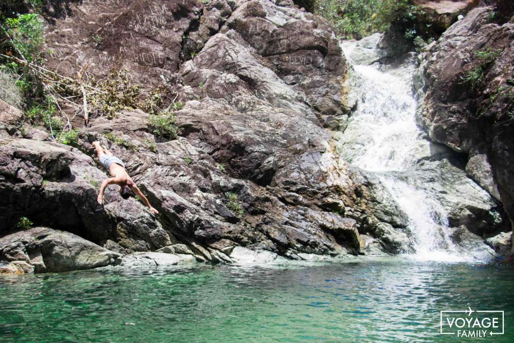 Baracoa &agrave; Cuba dans les casacades de la Duaba dans le Parc El Yunque