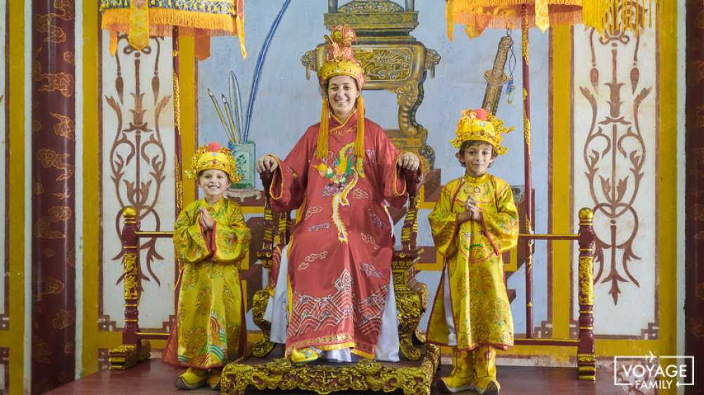 forteresse hu&eacute; vietnam famille