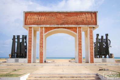 Route des Esclaves &agrave; Ouidah au B&eacute;nin en Afrique de l'ouest