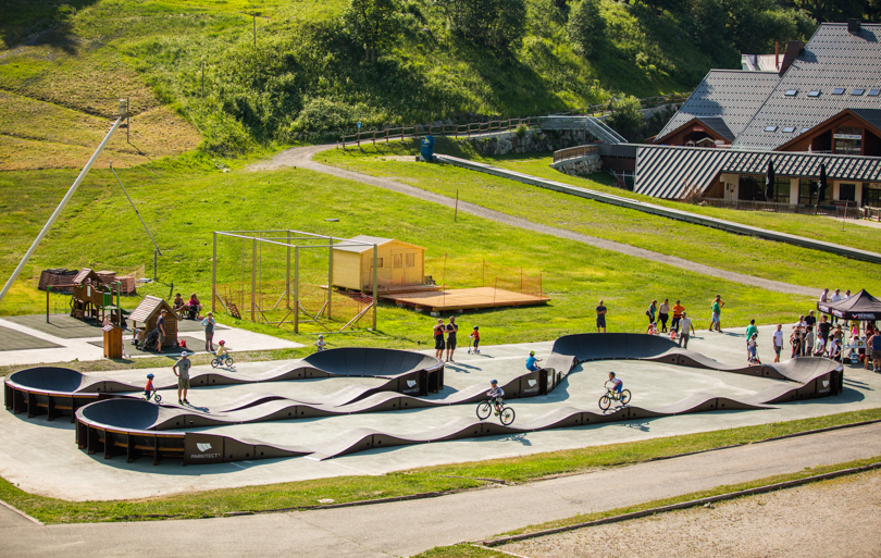 M&eacute;ribel l'&eacute;t&eacute; avec les kids