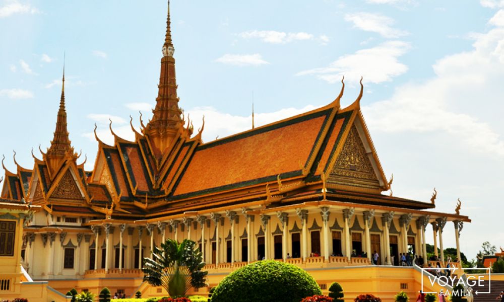 CAMBODGE FAMILLE