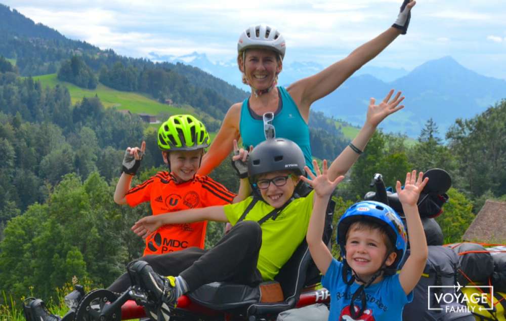 cyclotourisme en famille avec un enfant en situation de handicap