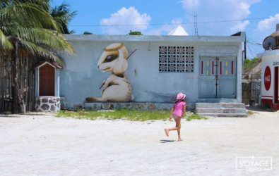 street art holbox yucatan