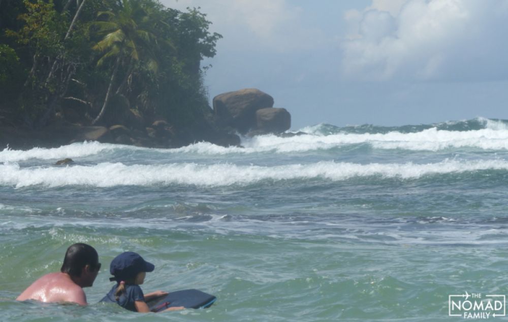 mirissa enfants sri lanka famille