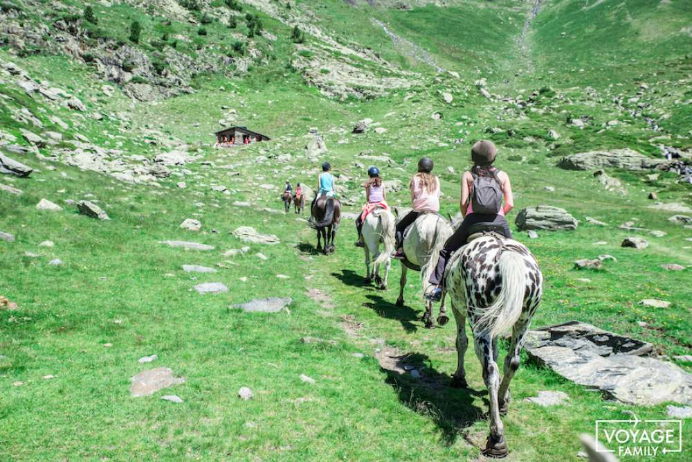 balade cheval vacances andorre