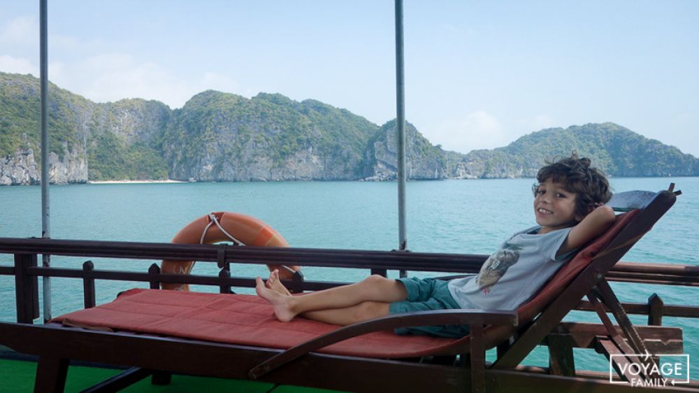 croisière baie halong vietnam avec enfants